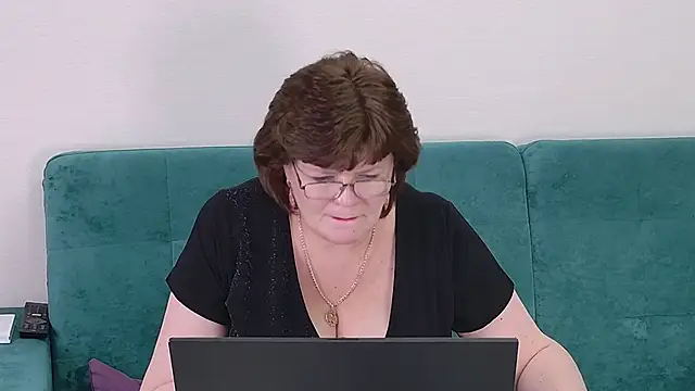 Chat +18 de Sandra_Sunrise ao vivo