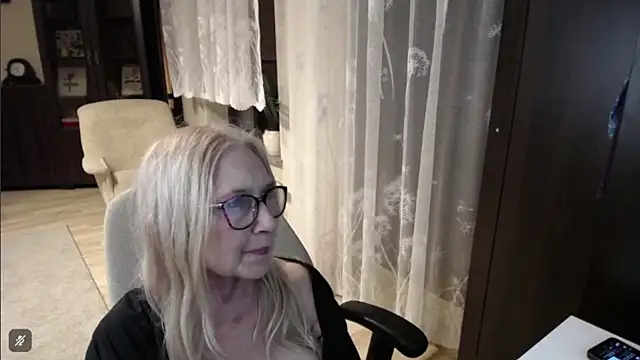دردشة sofia_xkiss الجنسية المباشرة