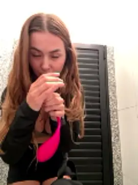 lemyny Adlı Modelin Canlı XXX Sohbeti