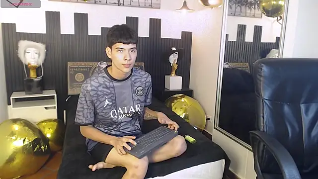 عرض كام mateo_daza