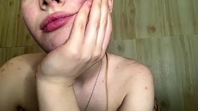 Malinwitch Adlı Modelin Canlı XXX Sohbeti
