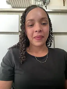 Yasmin777_'s Live XXX Chat