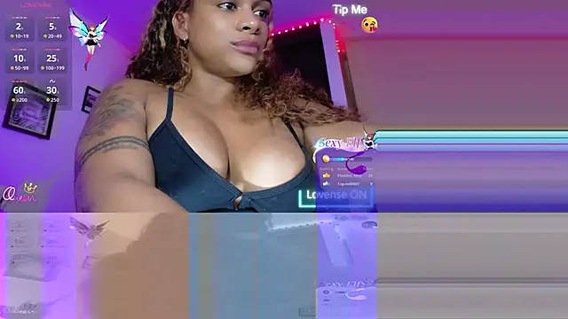 KarinRoss' Live Chat Room