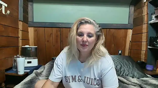lisaxlovexxx's Webcam Show