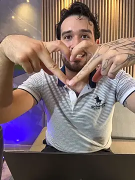 Adrian_SITH's Live XXX Chat