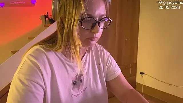 Онлайн чат XXX JacyWinslat