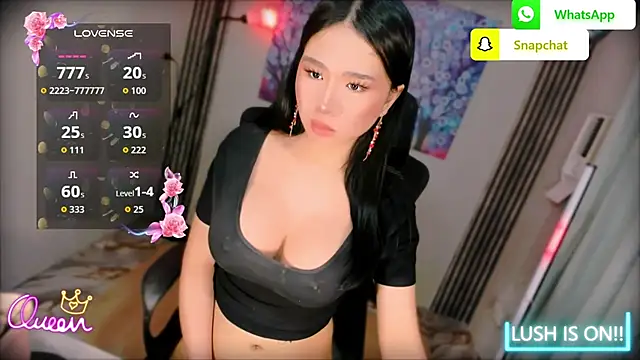 xBigSurpriseLorainex's Live XXX Chat