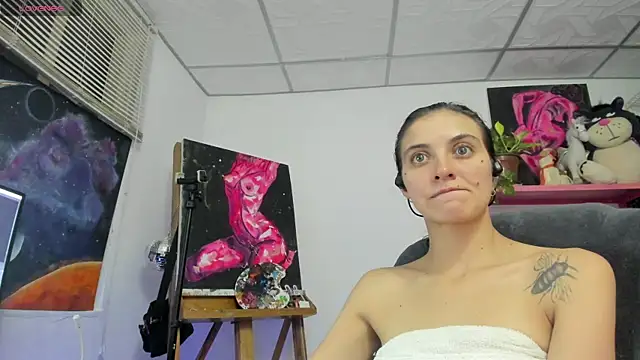 mariecam420 Adlı Modelin Canlı XXX Sohbeti