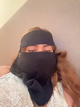 Divas_Arab_girls Adlı Modelin Canlı XXX Sohbeti