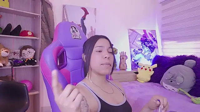 madelyn_rose_'s Live XXX Chat