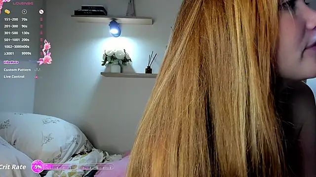 دردشة Red_FoxGirl الجنسية المباشرة