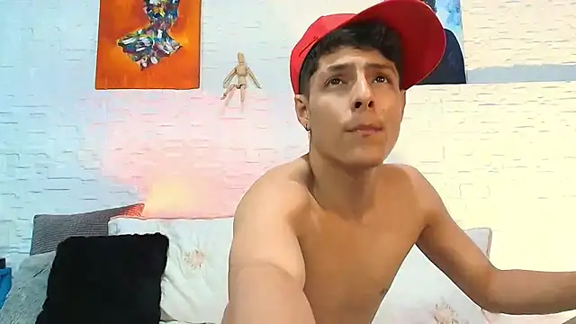 Show modela Eliassalvatore_ na web-kameri
