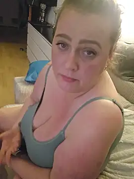 Blondibaby's Live XXX Chat