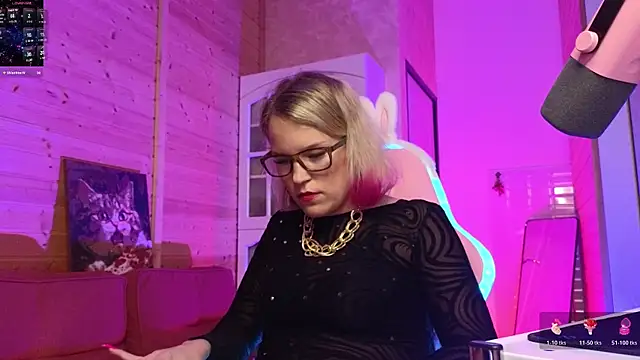 XXX chat uživo modela Lady_Shine