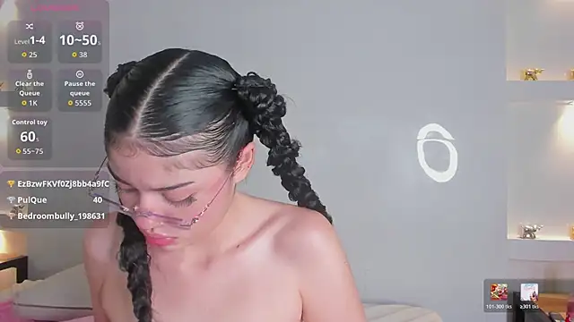 chloe_cortez: онлайн-секс-чат