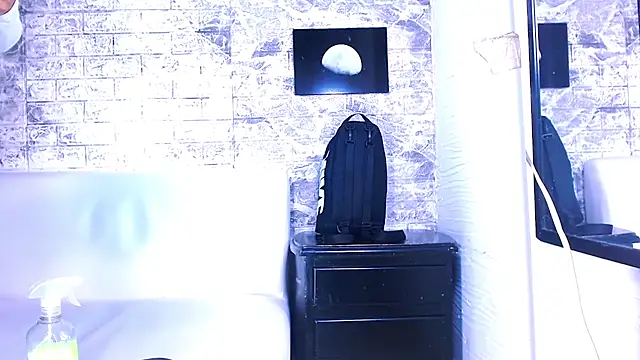 Chat XXX en directo de Harin_Prize