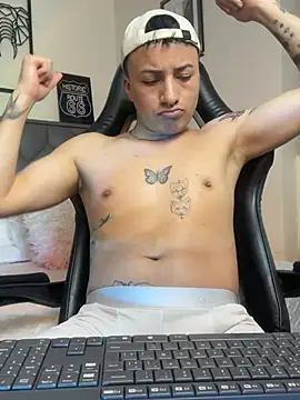 Czat XXX na żywo – Dereck_Klain