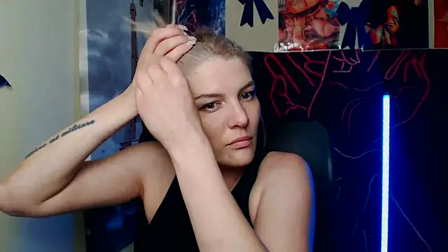 Chat +18 de VanessaRey_ ao vivo