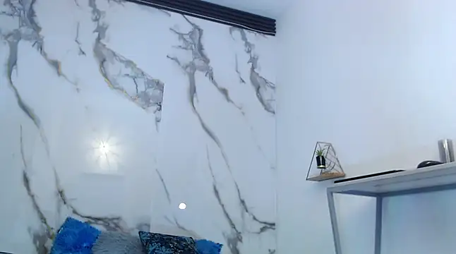 XanderGrey8 Show Webcam