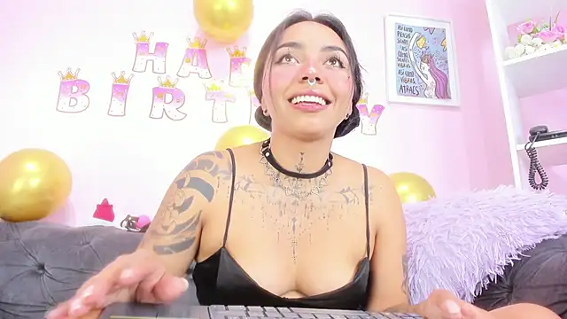 miss_soffi_'s Live XXX Chat