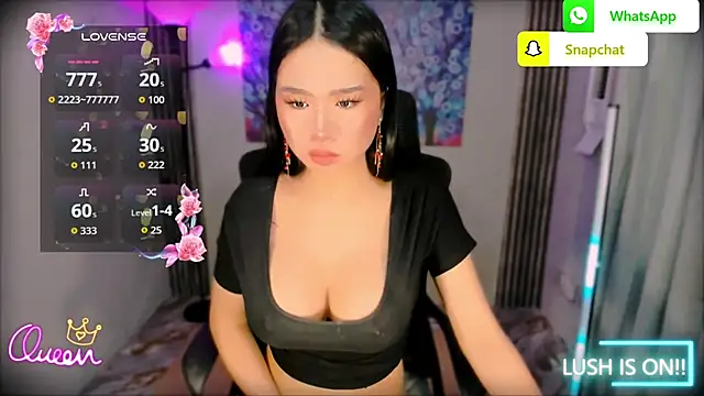 xBigSurpriseLorainex Webcam show