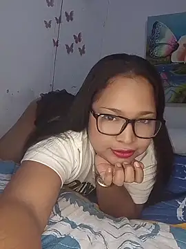 Chat +18 de Angelly_ricura ao vivo