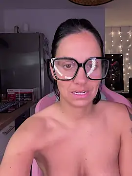 LaPetiteKim Webcamshow