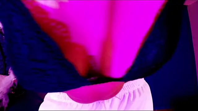 Scarlett_Lune's Live XXX Chat