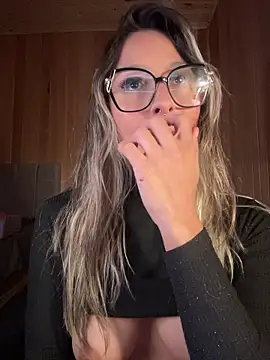 AliceStone19n Live XXX chat