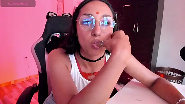 adrena_10 Live XXX-chat