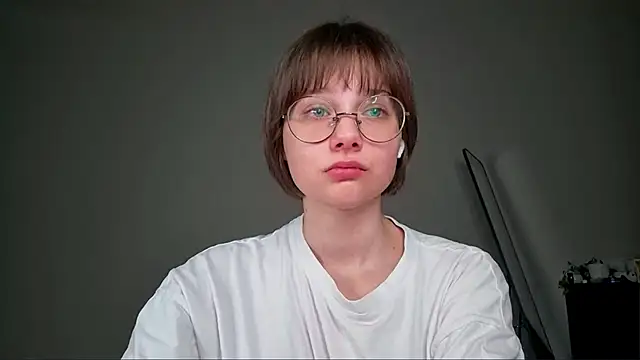 ExitedTroth Live Chatraum
