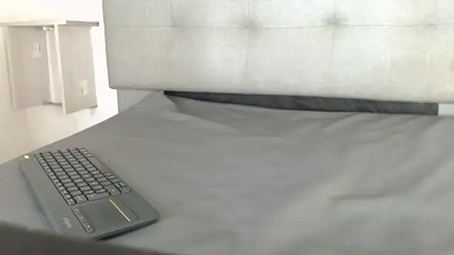 sora_jun webcam show