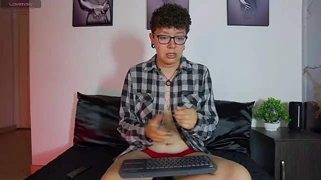 alex_noa Chat XXX in diretta