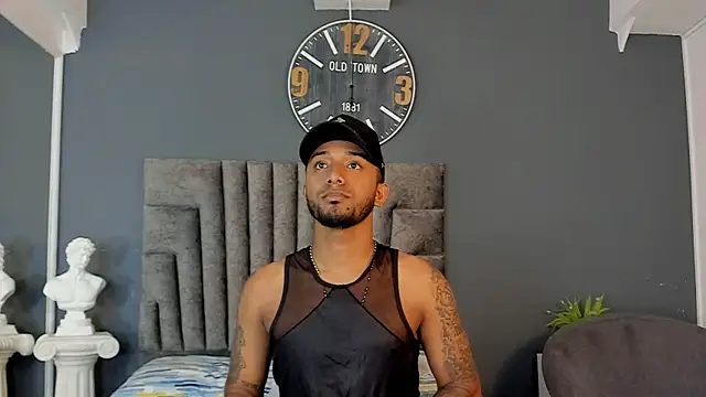 Robin_Rief webcam show