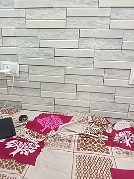 Renuka_ji: δωμάτιο απευθείας συνομιλίας