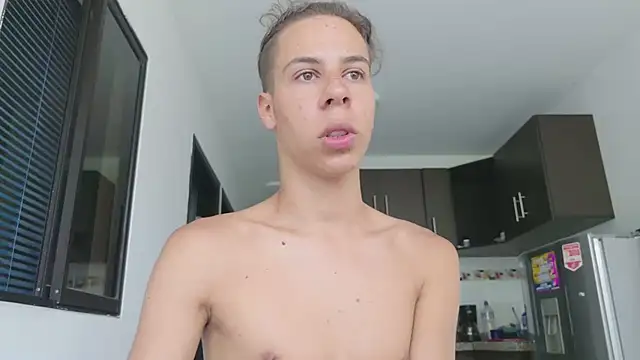 XXX chat uživo modela grey___27