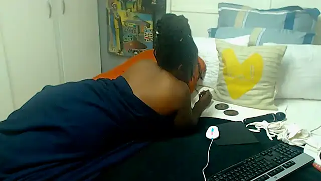 Brunettedevon33 Pertunjukan Webcam