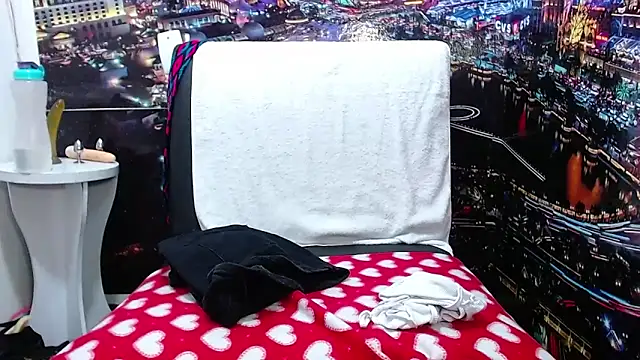 tila_nastyy Adlı Modelin Canlı XXX Sohbeti