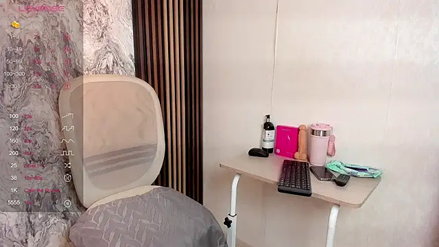 bloom_apple's Webcam Show