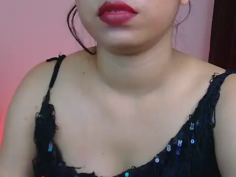 miss_ragni Adlı Modelin Canlı XXX Sohbeti