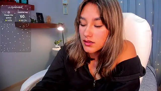 _Sophie__millerのライブXXXチャット