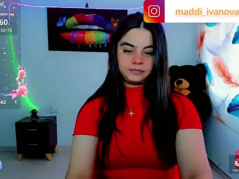 Show modela Maddi_ivanova2026 na web-kameri