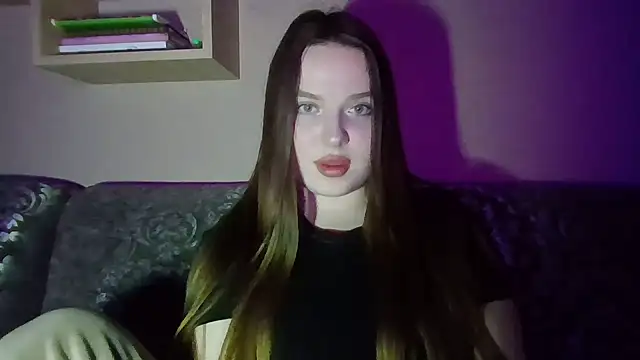 XXX chat uživo modela BratzDollVibes