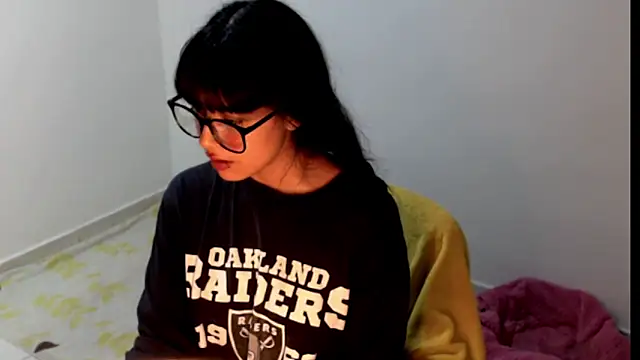 meganmiauu 现场XXX聊天