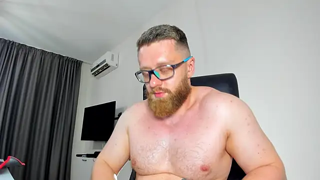Findom_guy live XXX chat