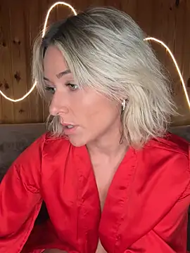 Chat +18 de petrouchkaaa_ ao vivo