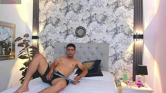 alexxa_and_sadmann Live XXX chat