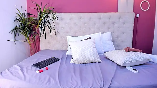 GabyRouge's Live XXX Chat