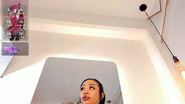 XXX chat uživo modela Juliett_Adams_