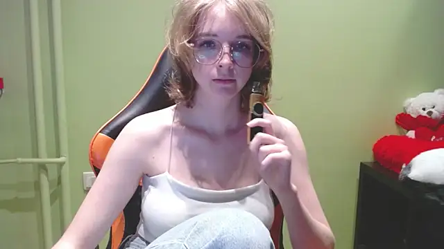 Czat XXX na żywo – juicyPenny